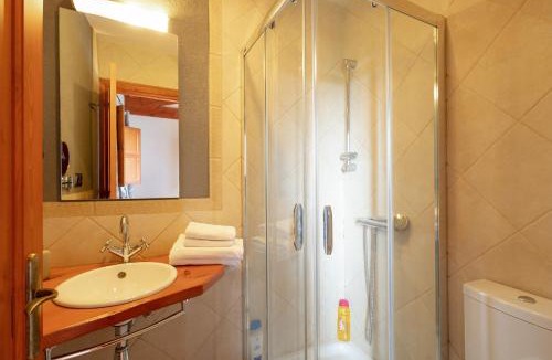 Gironella House | La Serreta