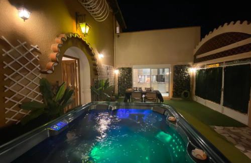 Saint-Laurent-de-la-Salanque House | LA SOLANA Maison catalane avec spa privé chauffé toute l'année