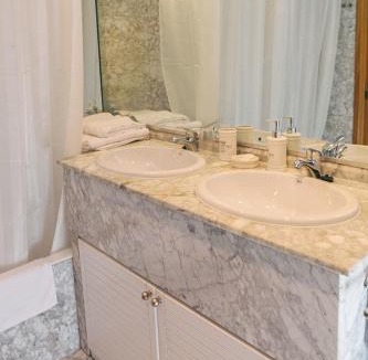 Banos de Rio Tobia House | La Solana-Vivienda de uso turístico