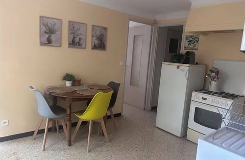 Manosque Apartment | La Soleillade