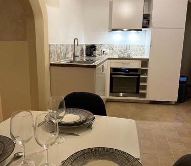 Saint-Saturnin-de-Lucian Apartment | La Source