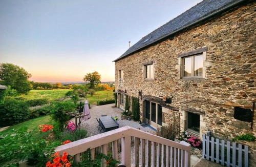 Rieupeyroux Bed & Breakfast | La Source Du Bonheur Chambres et Table d'Hôtes