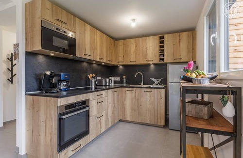 Villard-d'Hery House | LA Source - Villard D'hery