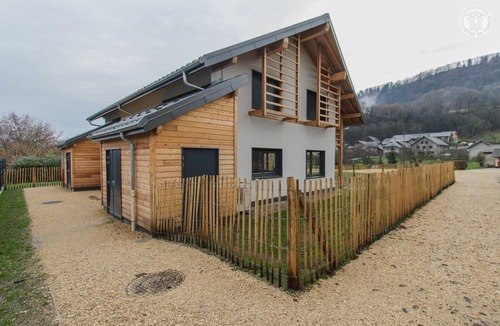 Villard-d'Hery House | LA Source - Villard D'hery