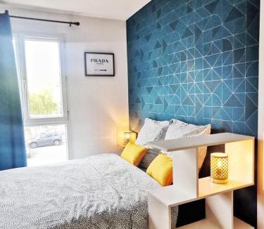 Noisy-le-Grand Apartment | La Studieuse - Hyper centre ville