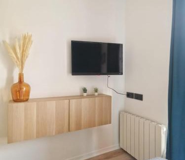 Noisy-le-Grand Apartment | La Studieuse - Hyper centre ville