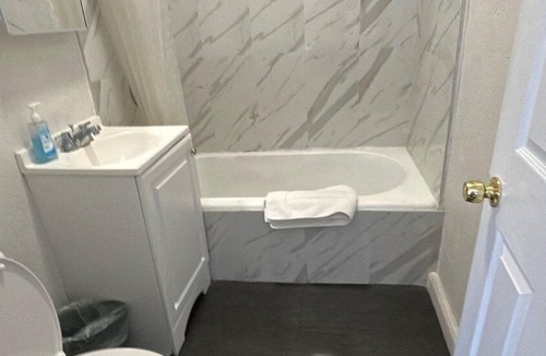 Westlake Apartment | LA Studio near Downtown!
