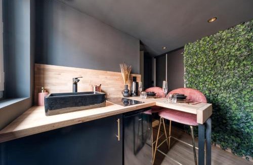 Gallardon Apartment | La Suite étincelle