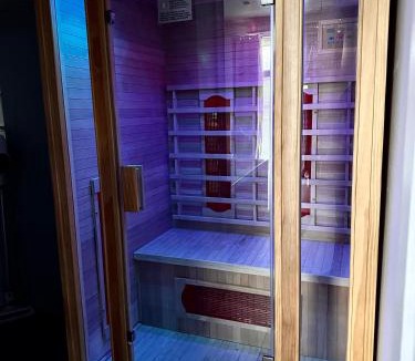 Le Locle Hotel | La suite 44