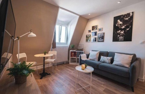 Charleville-Mezieres Apartment | La Suite 7 Gîte Urbain