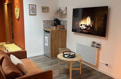 Muret Apartment | La Suite, Avec Jacuzzi & Sauna