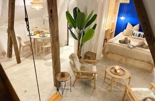 Beauvais Apartment | La Suite Beldi Crush, Cosy & Hypercenter