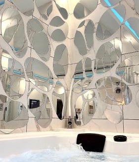 Llupia Apartment | LA SUITE BLANCHE Loveroom