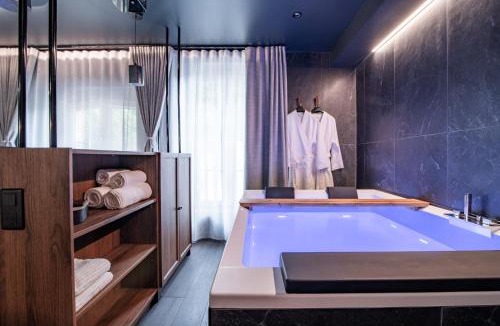 Cholet Apartment | La Suite Bleue