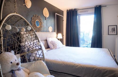 Vaulx En Velin Village Apartment | La suite bohème, 4 prs, avec terrasse