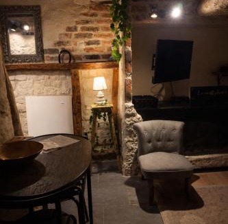 Coligny Apartment | La suite Bressanne - Suite love and spa