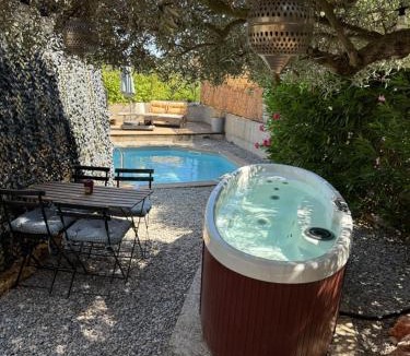 Septemes-les-Vallons Other | la suite conteneur