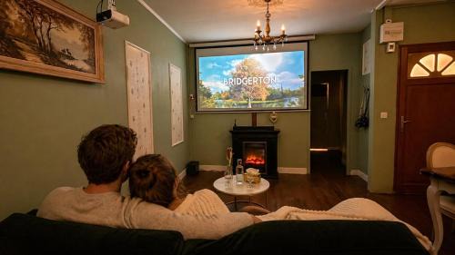 Le Lude Apartment | La Suite du Château-Écran Cinéma 2m50-Romantique