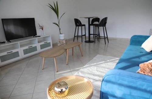 Saint-Cyr-l'Ecole Apartment | La Suite Est-Versaillais