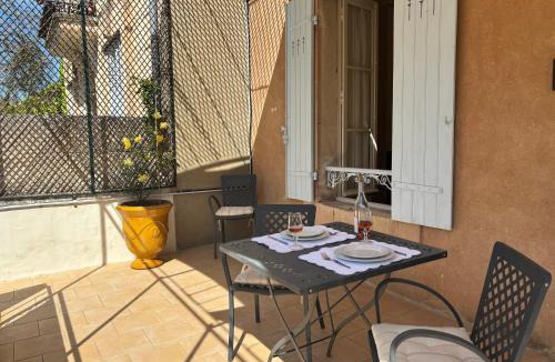 Apt Apartment | La Suite Gregoire