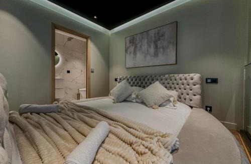 Quartier Hyper-Centre Apartment | La Suite - Jacuzzi - Hammam