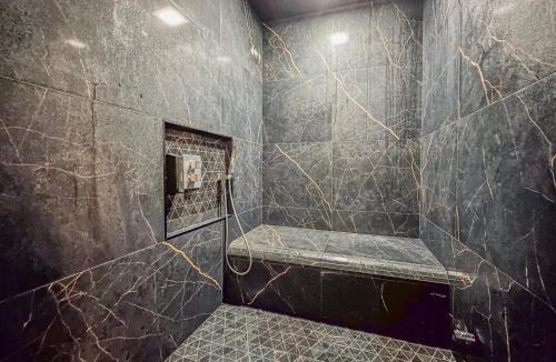 Quartier Hyper-Centre Apartment | La Suite - Jacuzzi - Hammam