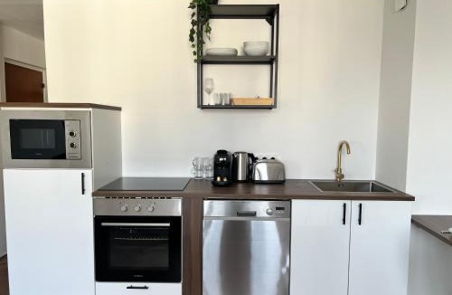 Arras Apartment | La suite - King bed - Spacieux - Calme
