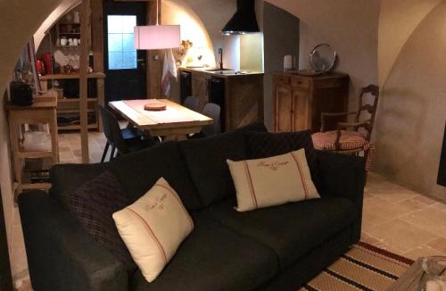 Le Noyer Apartment | La Suite Lou