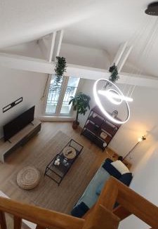 Villeneuve Apartment | La Suite Mìmì 光 Duplex - 2chambres2Sallesd'eau - Second Lodge Rennes