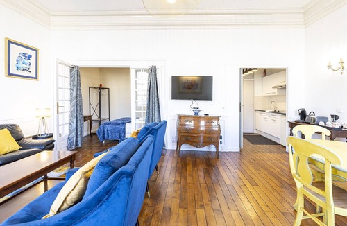 Downtown Angers Apartment | La Suite Matisse - 700m centre-ville