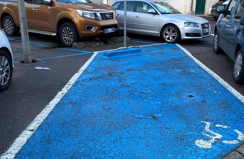 Fere-en-Tardenois Apartment | La Suite Nocturne