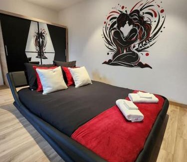 Rethel Apartment | La Suite Romantique