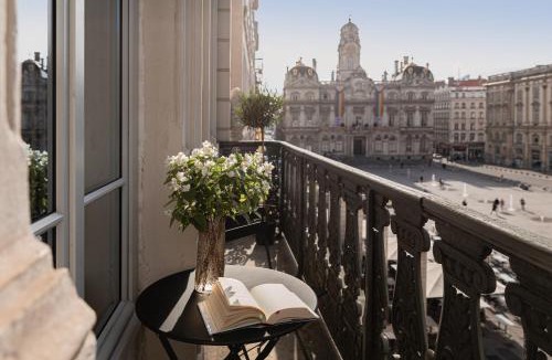 1st Arrondissement Apartment | La Suite - Terreaux IV - 2 bedroom with AC