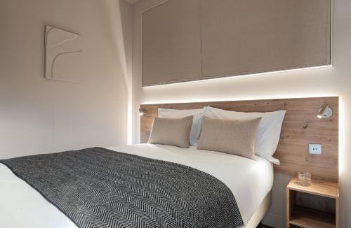 1st Arrondissement Apartment | La Suite - Terreaux IV - 2 bedroom with AC