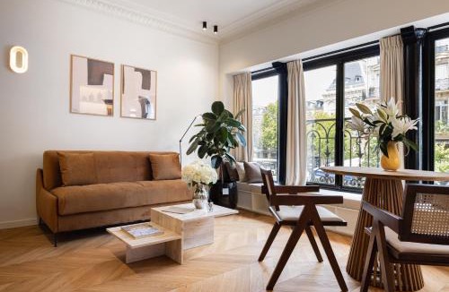 Quartier de la Folie-Mericourt Apartment | La Suite - Voltaire I - 1 bedroom with AC