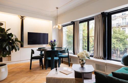 Quartier de la Folie-Mericourt Apartment | La Suite - Voltaire II - 2 bedrooms with AC