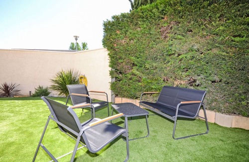Piolenc House | La Superbe by Interhome