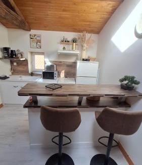 Ruffec Apartment | La tête dans les étoiles