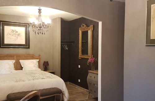 Lussas-et-Nontronneau Bed & Breakfast | La Table de Pierre