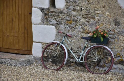 Chahaignes Bed & Breakfast | La Tale