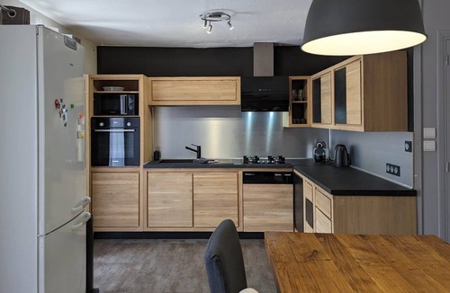 Messas Apartment | La Talonnière, Maison de Village Avec Terrasse