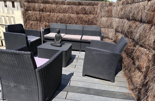 Messas Apartment | La Talonnière, Maison de Village Avec Terrasse