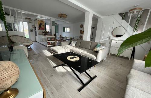 Gambais House | La Tanière - Charming house with garden