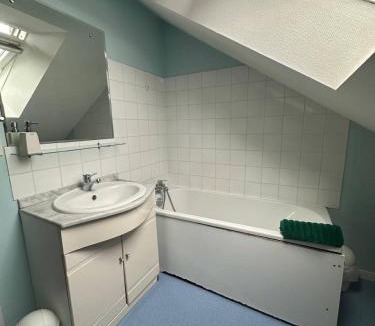 Redon Apartment | La Tanière du Corsaire - Coliving - jusqu'à 4 chambres - vue Rivière