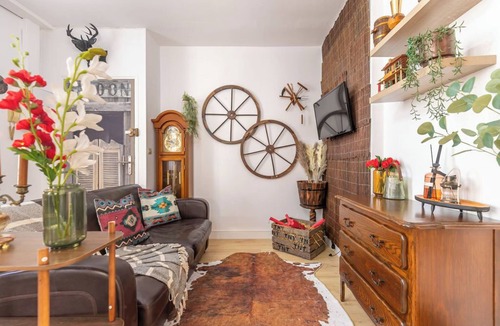 Saint-Vincent Apartment | La Tanière du Cowboy