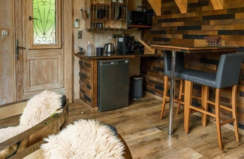 Ayzac-Ost Cabin | La Tanière .