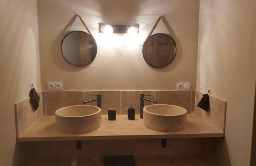 Sirod Apartment | La Tanière