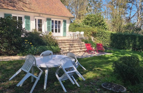 Gueures House | "LA TANIERE" 3-bedroom house in a green setting