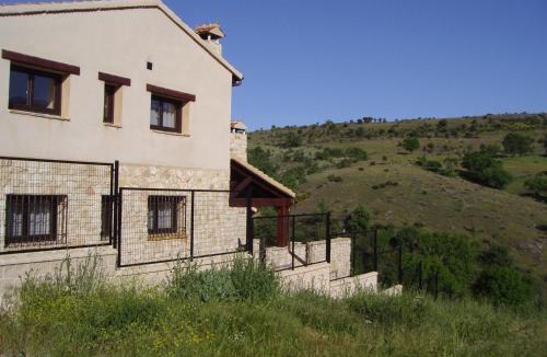 La Salceda House | La Tejada del Valle
