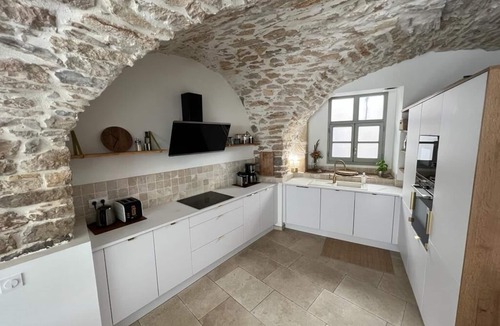 Faubourg House | La Terra Nostra